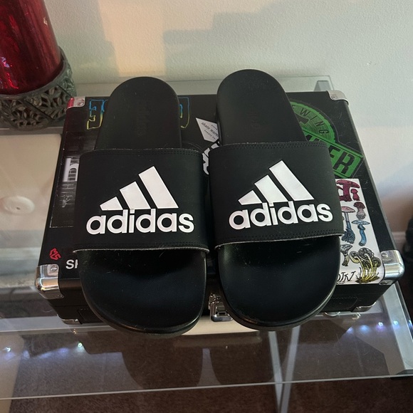 Adidas slides - Picture 1 of 2